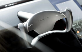 Tesla Roadster 2024